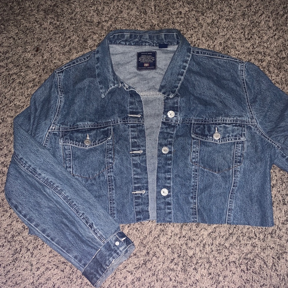 Cropped jean jacket